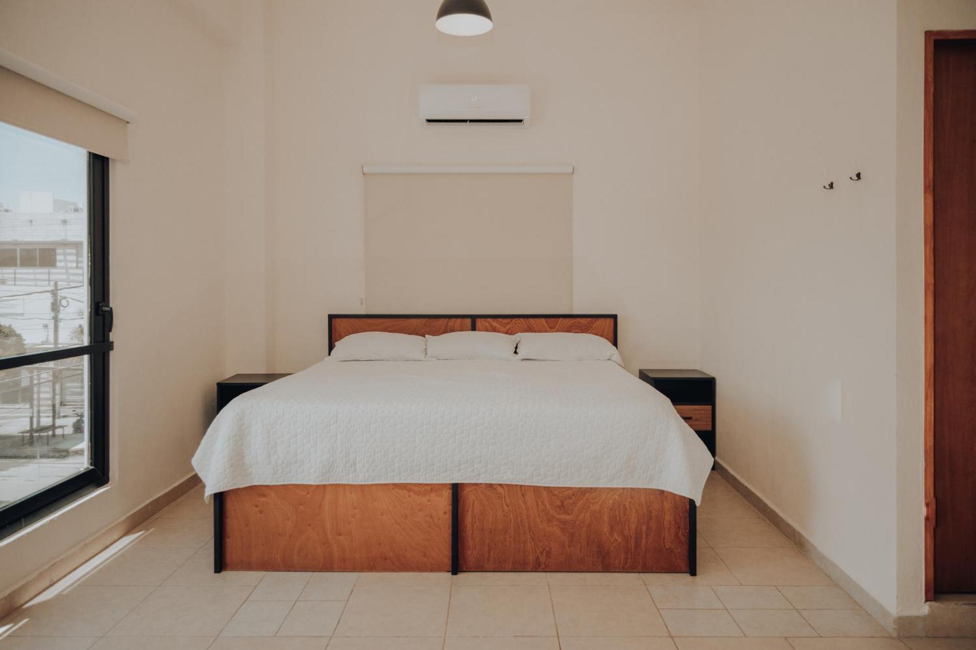Caleta Hostel Rooftop & Pool Cancun Ngoại thất bức ảnh